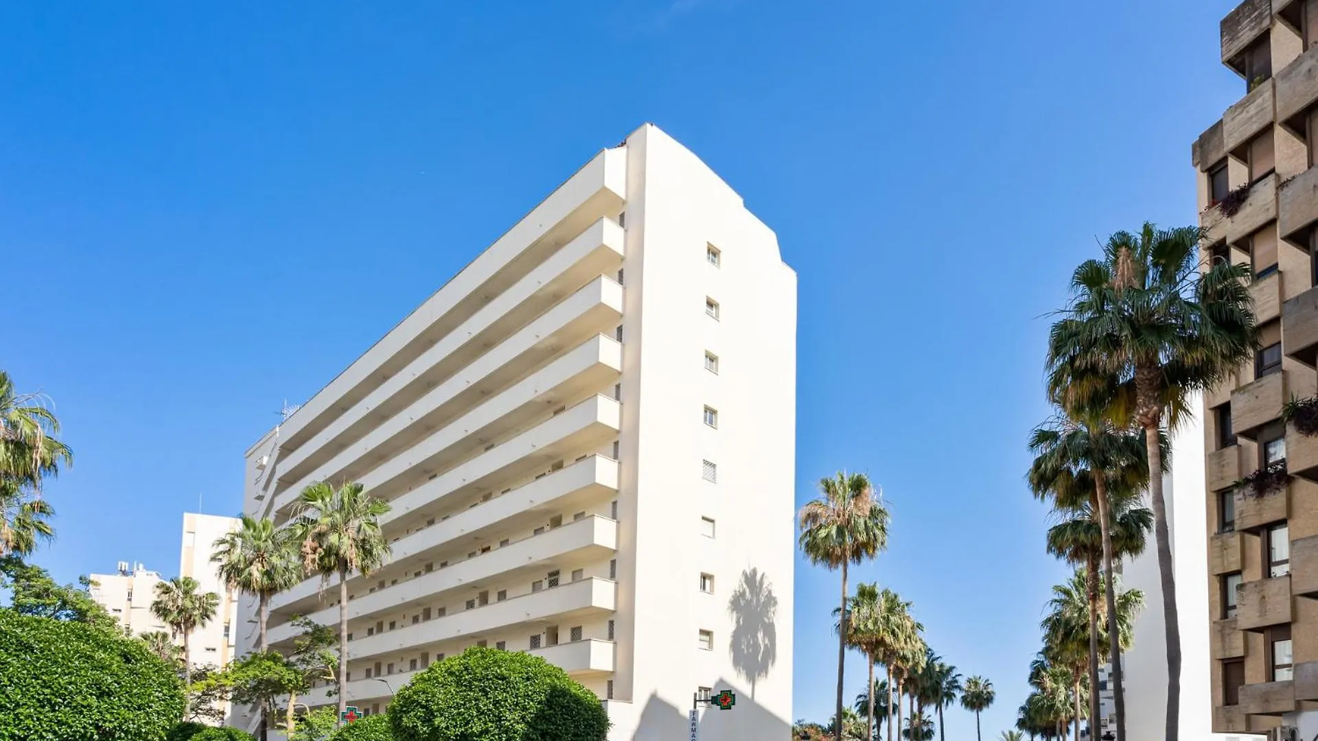 Apartment Ferienwohnung Fully Renovated Frontline Flat Marbella