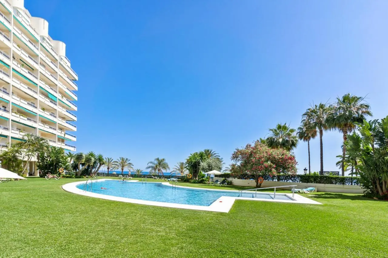 Ferienwohnung Fully Renovated Frontline Flat Marbella Apartment